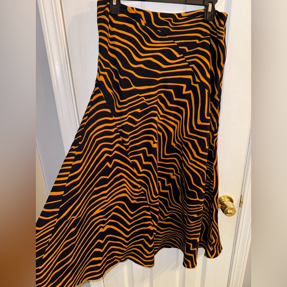 Black & Orange skirt